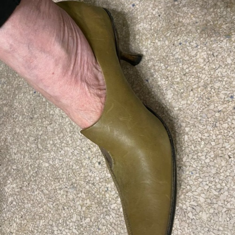 MOSS GREEN AVANT GARDE PRINCESS HEEL SHOES